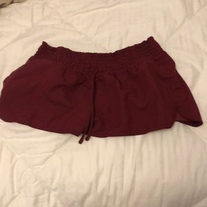 Old navy maroon flowy shorts